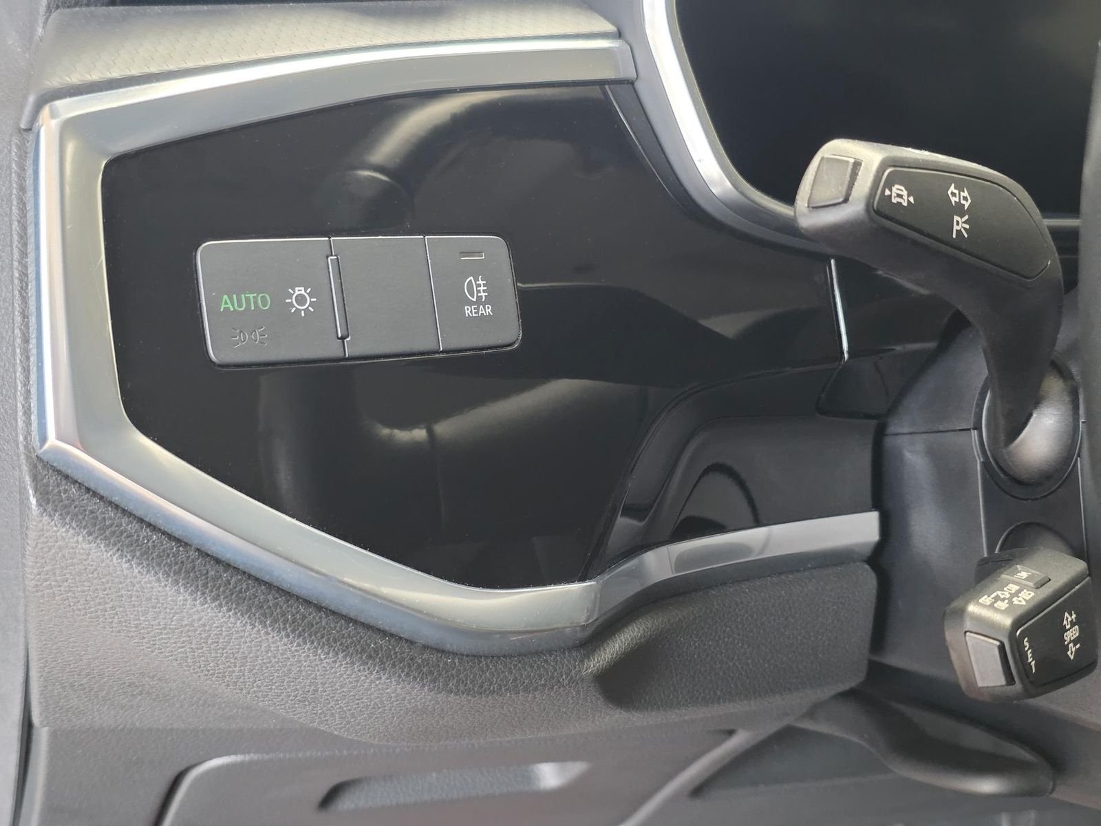 Audi Q3 35 TDI DSG — Foto 12