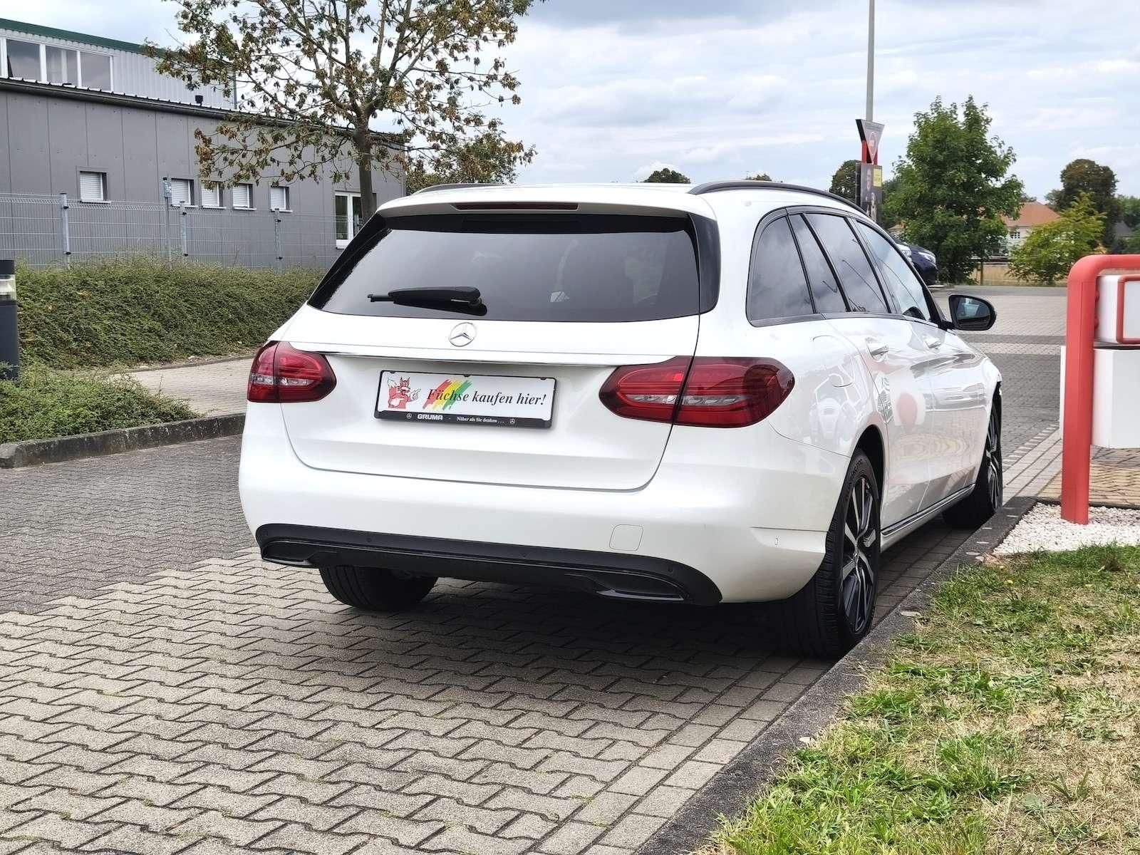 Mercedes-Benz C300d T 4Matic Multibeam — Foto 7
