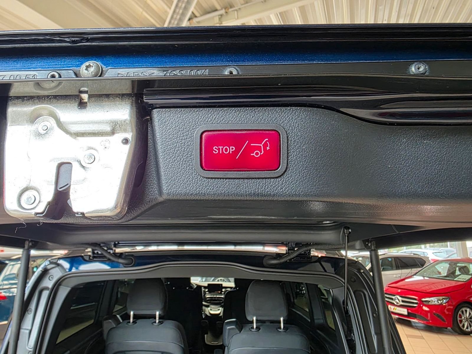 Mercedes-Benz V 220d Edition lang — Foto 8