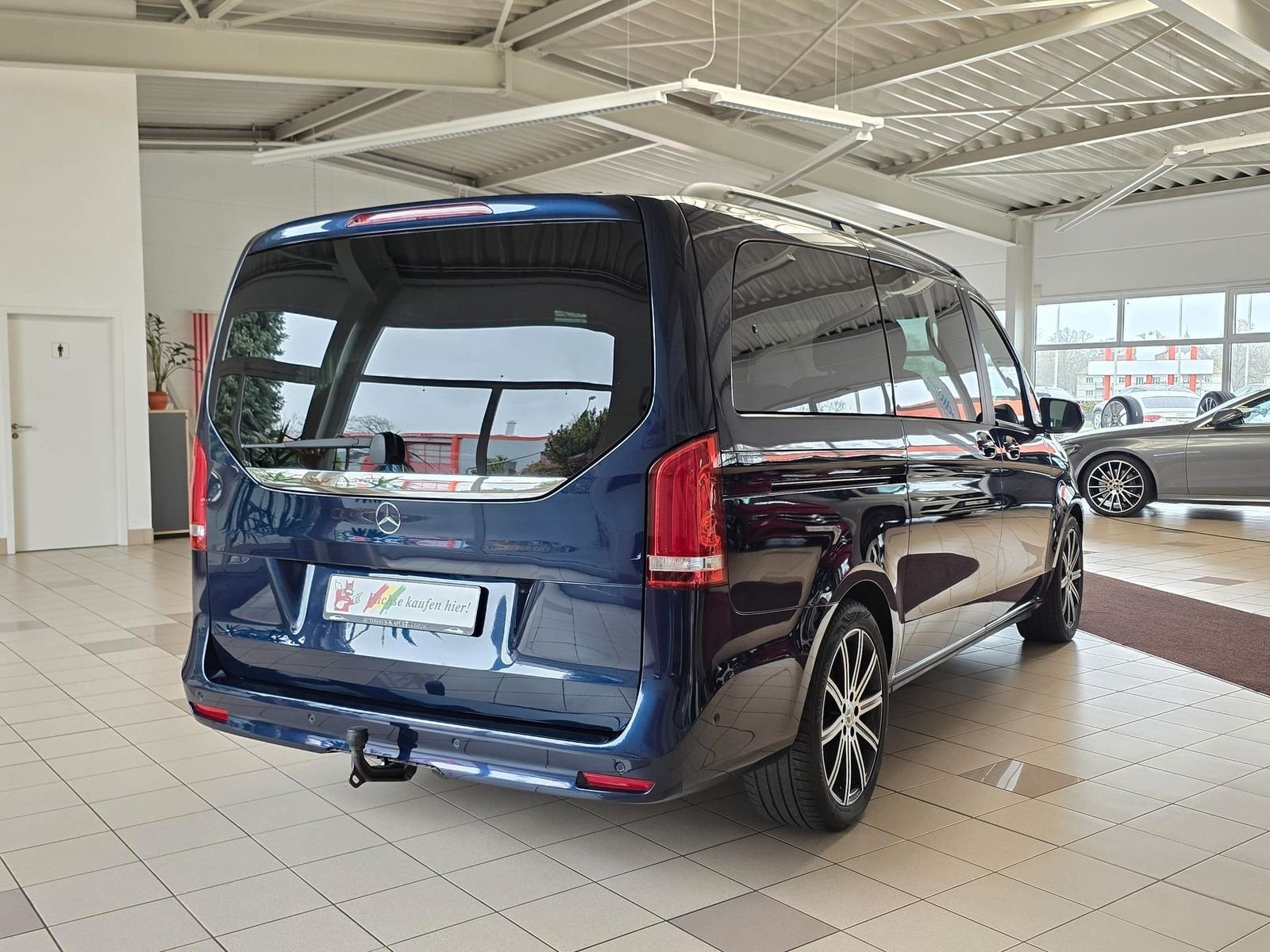 Mercedes-Benz V 220d Edition lang — Foto 9