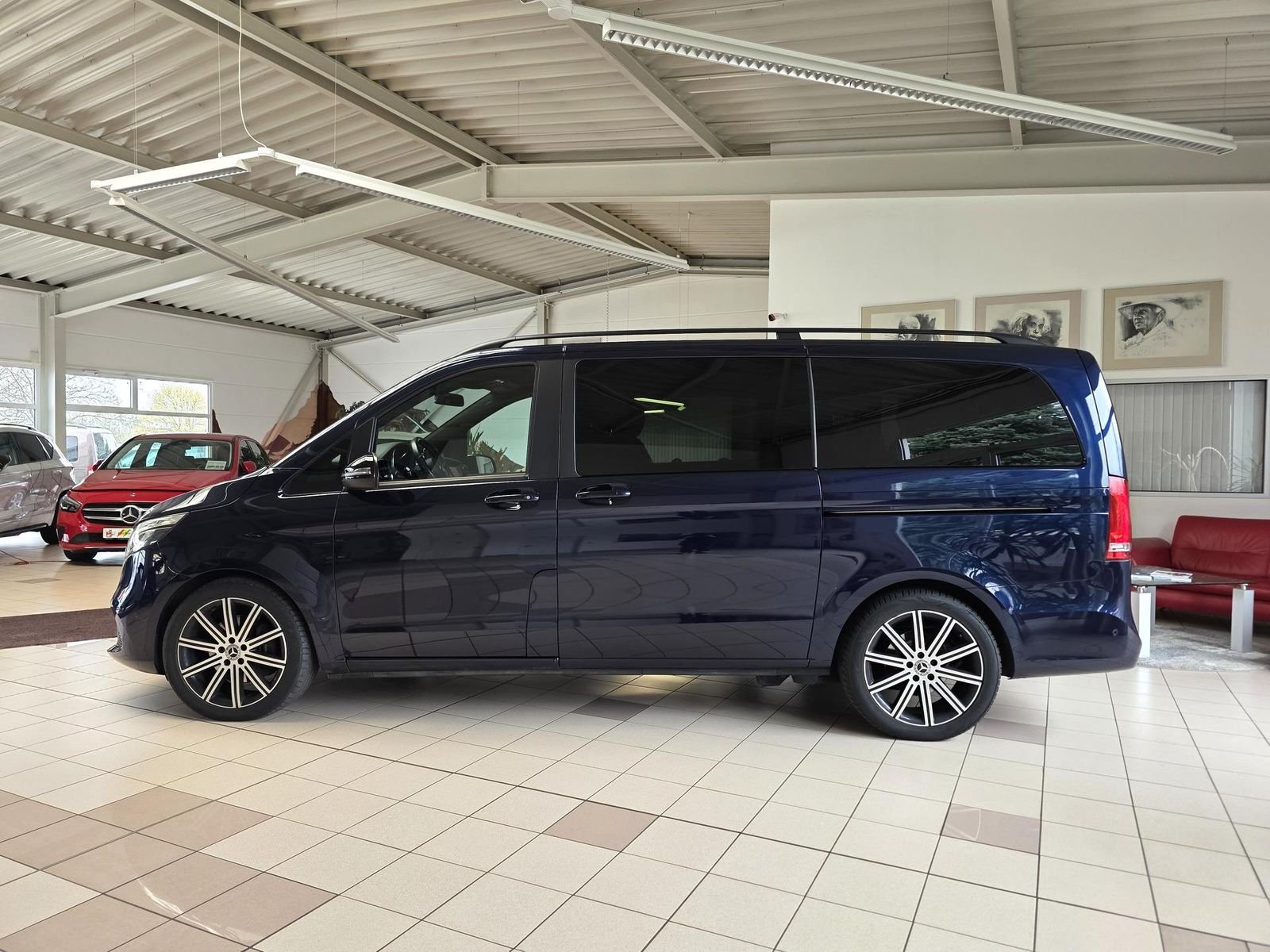Mercedes-Benz V 220d Edition lang — Foto 4
