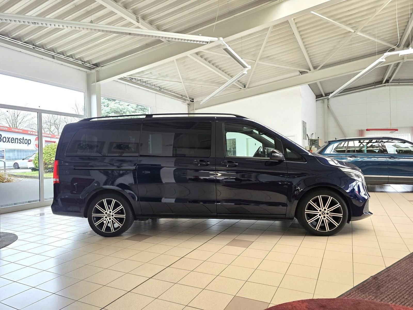 Mercedes-Benz V 220d Edition lang — Foto 10
