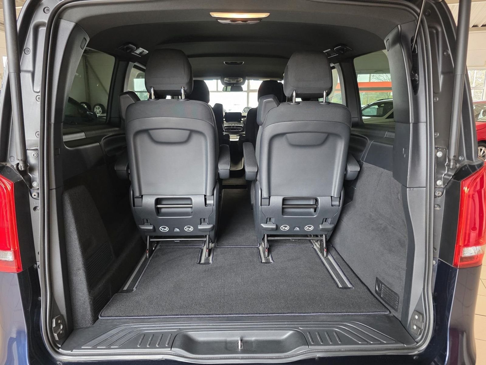 Mercedes-Benz V 220d Edition lang — Foto 7