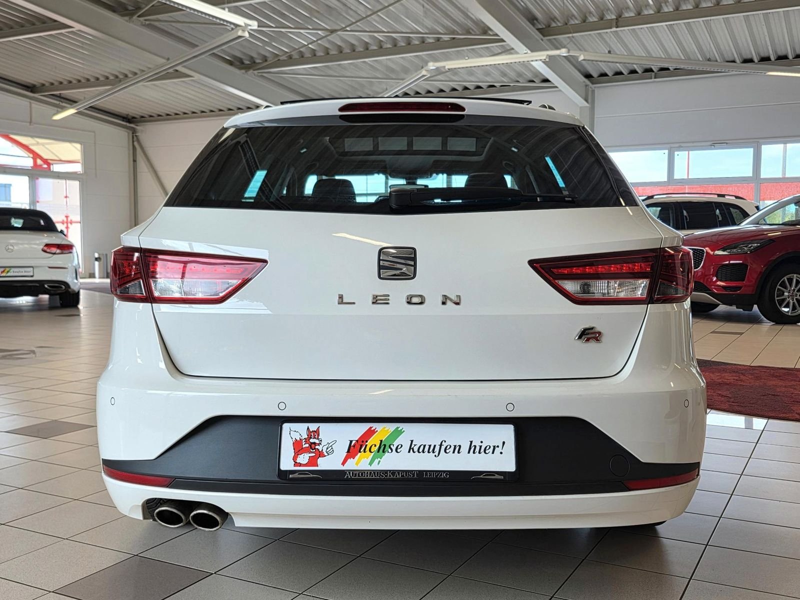 SEAT Leon 1.8 TSI DSG ST FR — Foto 6