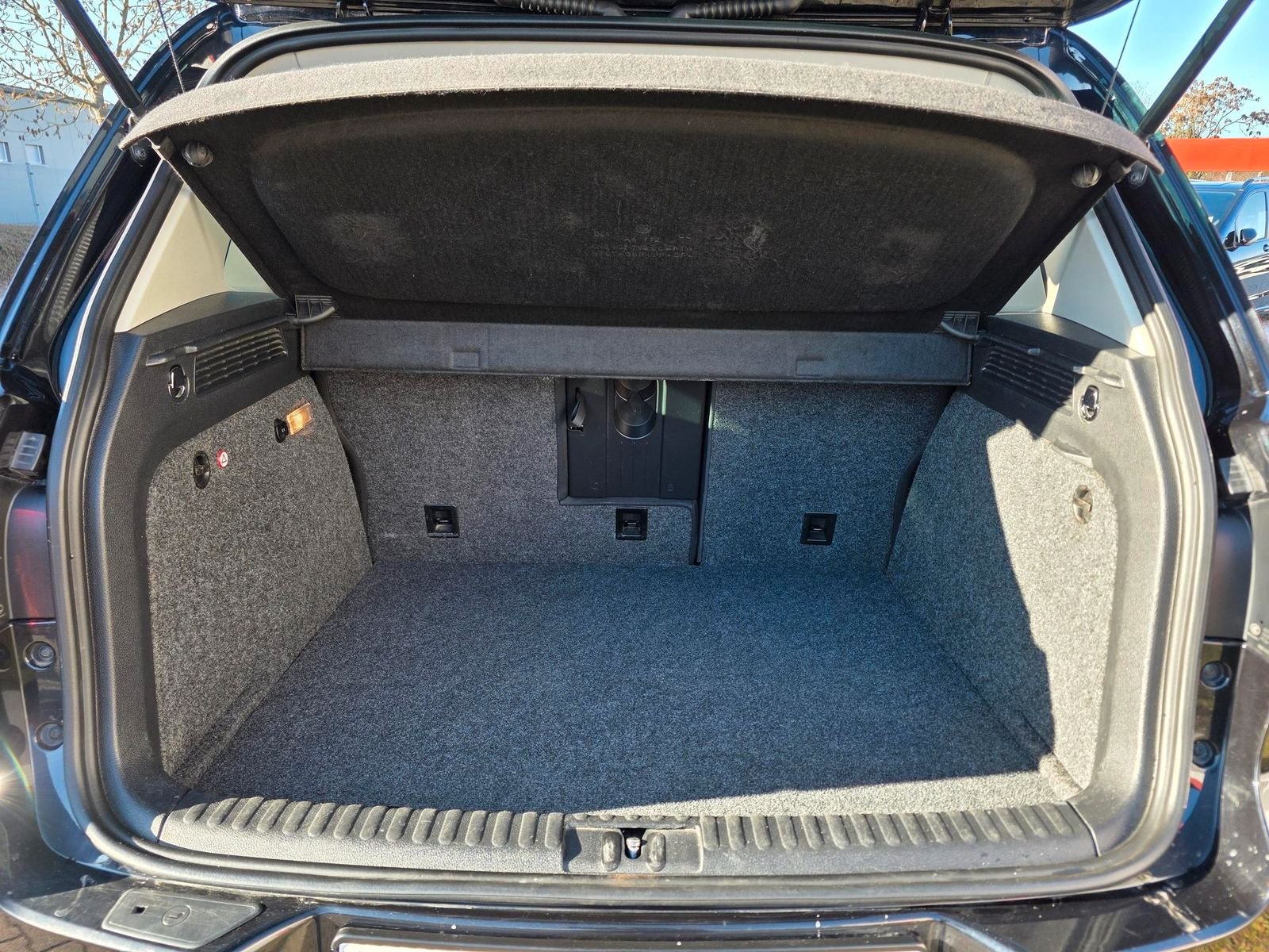 Volkswagen Tiguan 2.0 TDI 4x4 — Foto 9