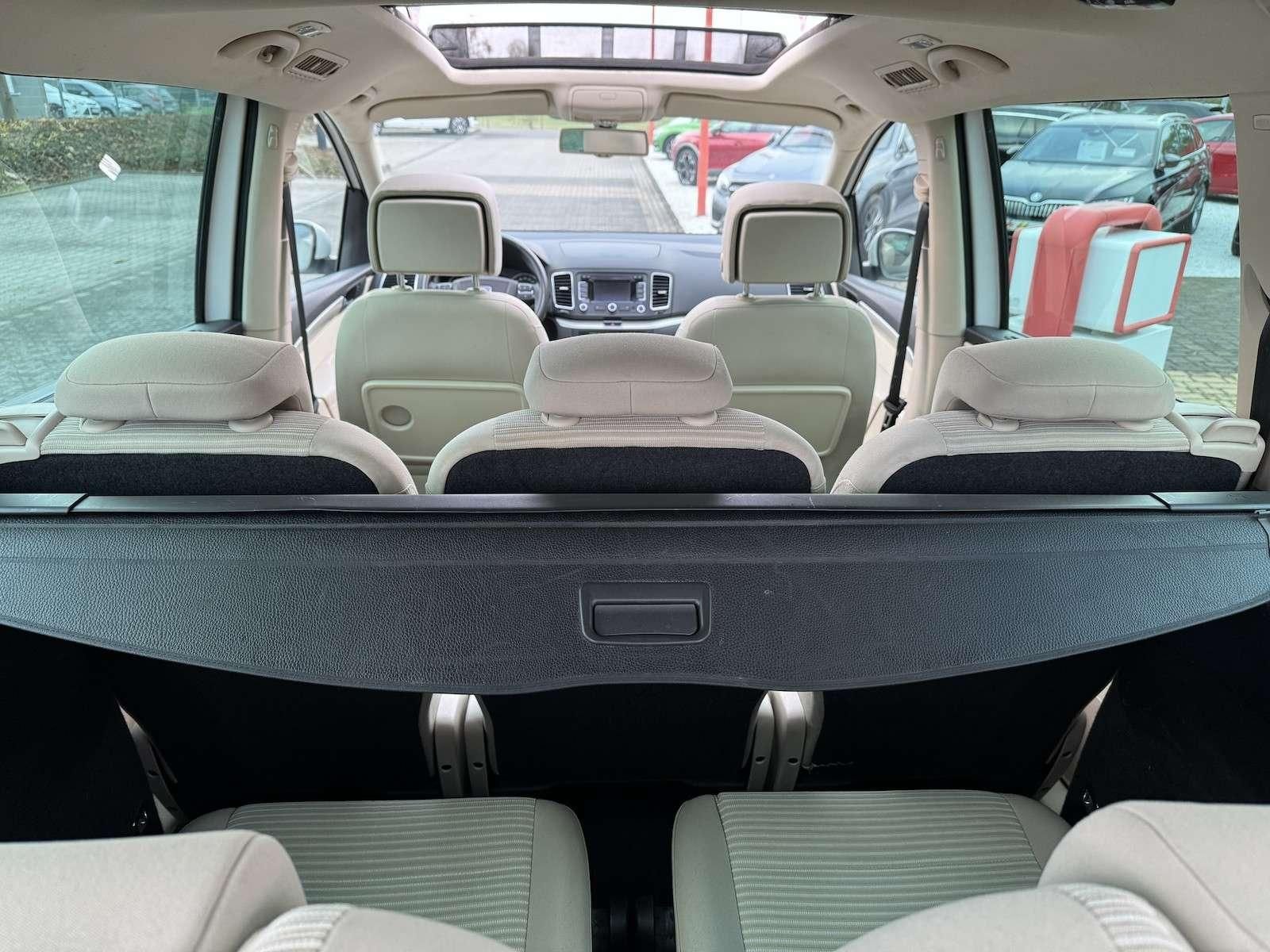 SEAT Alhambra 7 Sitzer — Foto 10