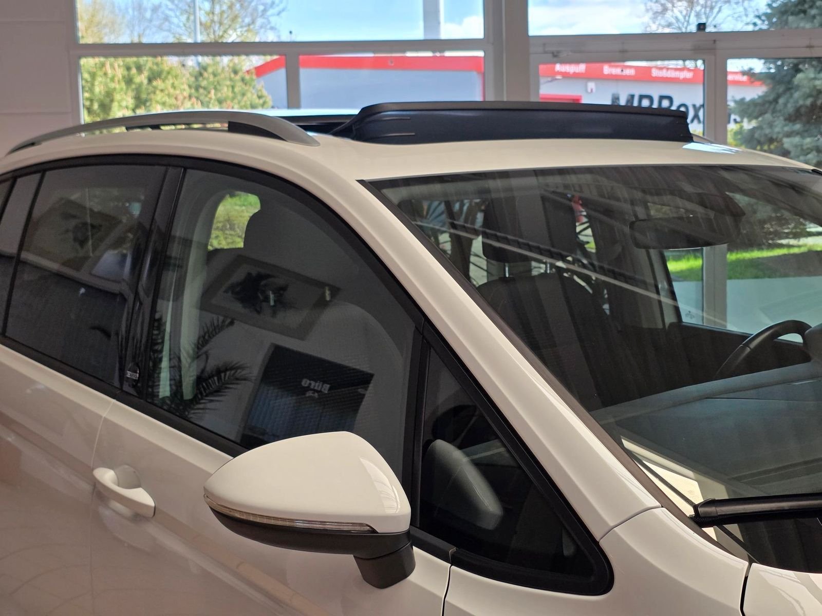 Volkswagen Touran 1.4 TSI Sound — Foto 11