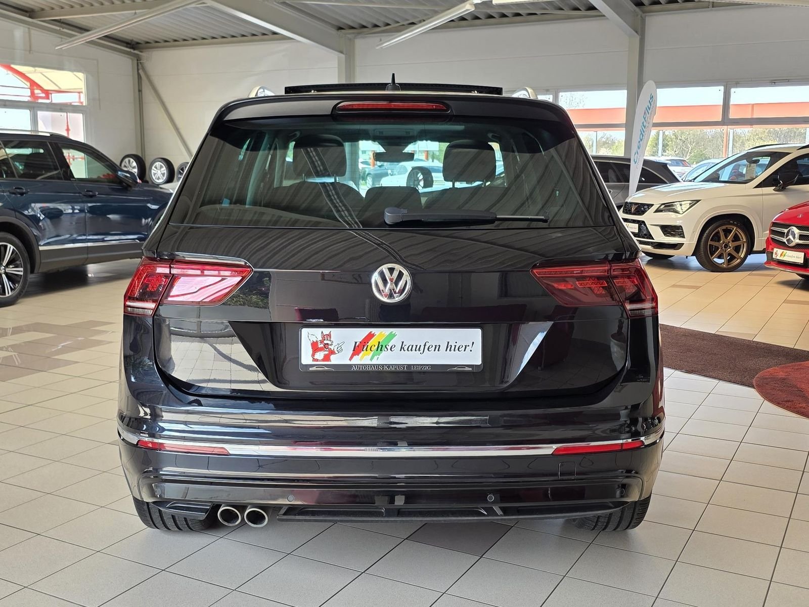 Volkswagen Tiguan R-Line — Foto 6
