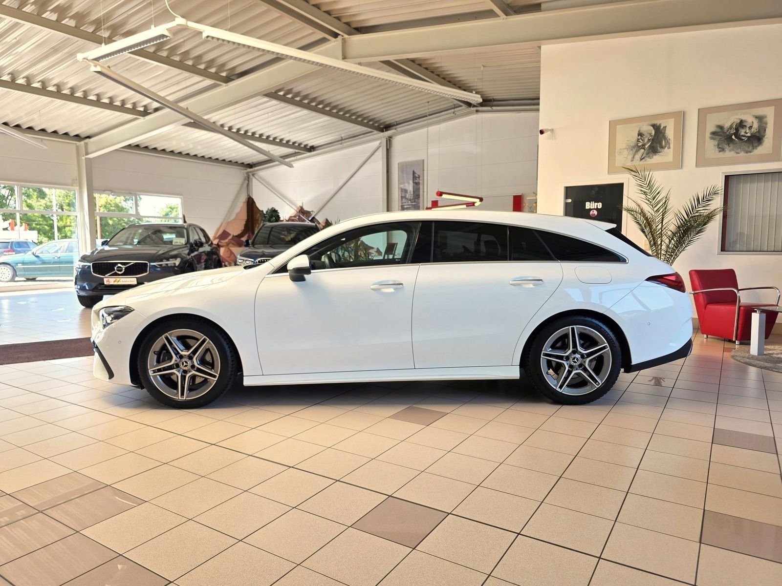 Mercedes-Benz CLA Shooting Brake 200 Aut. AMG Facelift — Foto 4